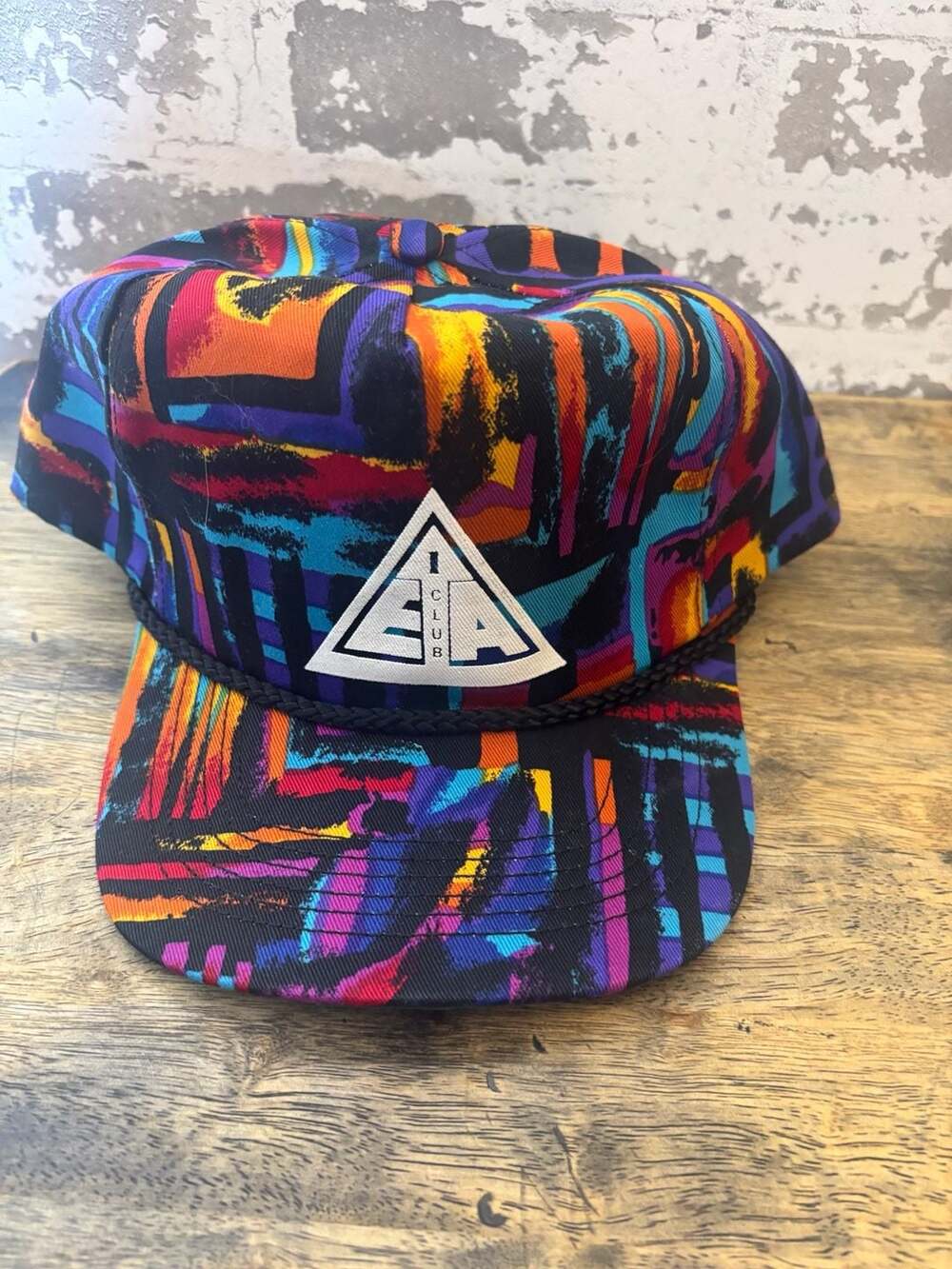 NWOT Vintage SAN SUN EA1 Club Abstract Print Snapback Hat with Rope